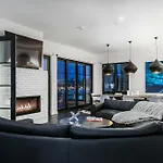 121 Hotel Floor 1 2 By Avantstay Sleeps 34 10 Units In Nashville