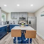 Apartment Beautiful, Enchanting, Private, 1 Bedroom 1 Bath