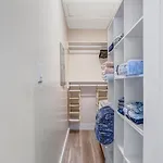 Beautiful, Enchanting, Private, 1 Bedroom 1 Bath Apartment