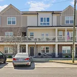 Vibrant Home In The Nations With Garage Walk To Restaurants And Shops