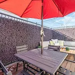 Hidden Pearl-3 Units-Private Patios-Near Broadway