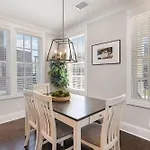 Belwood Manor-Across From Parthenon-5 Min Broadway