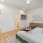 Backstage - 3 Units - Rooftop Hot Tubs