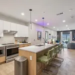 Hyve - Tempo - 2 Units - Walk To Broadway