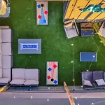 Holiday home Two Adjacent Homes Sleeps 24 Only 3 Miles To Broadway