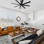 Two Adjacent Homes Sleeps 24 Only 3 Miles To Broadway * Nashville