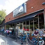 Two Adjacent Homes In 12 South And Belmont Area Sleeps 20 People * Nashville