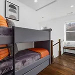 Two Adjacent Homes In 12 South And Belmont Area Sleeps 20 People