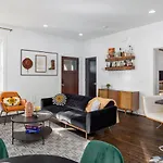 Two Adjacent Homes In 12 South And Belmont Area Sleeps 20 People *