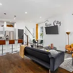Two Adjacent Homes In 12 South And Belmont Area Sleeps 20 People Nashville