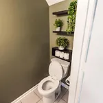 Holiday home Riverside Retreat Near 5 Points Nashville