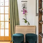 Holiday home Dreamy Tiny House With Hot Tub And Garden Patio Nashville