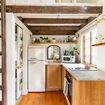 Dreamy Tiny House With Hot Tub And Garden Patio *