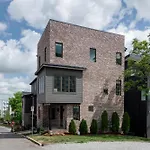 The Gambler - 9 Beds And Mins To Downtown