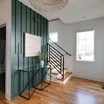 The Gambler - Pool Table Plus Rooftop With Firepit