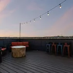 Rooftop Hot Tub Game Barrel Sauna Holiday home