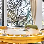 Holiday home Luxury Hot Tub & Rooftop Deck Downtown *