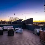 Twin Homes Rooftop Deck Hot Tub Outdoor Kitchen