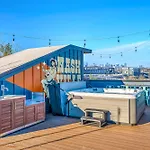 Twin Homes Rooftop Deck Hot Tub Outdoor Kitchen Nashville