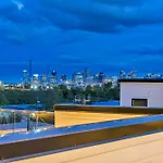 Double Rooftop Decks Hot Tub Karaoke * Nashville