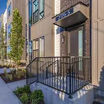 Game Room & Rooftop Deck At Downtown Nashville