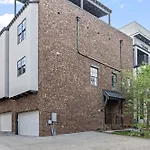 The High Note - Spectacular Rooftop Walk To Gulch
