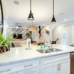 Holiday home Belmont And Broadway Great For Groups Nashville