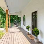 Nashoasis 10 Min To Dt, Gameroom, Huge Yard