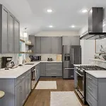 Holiday home Modern Music Oasis Sauna & Spacious Yard Nashville