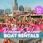 New How We Roll Rooftop - Hot Tub With Views - 13 Beds