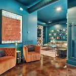 B 4br By Maddox Apartment