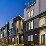 Downtown Nashville Hot Tub Game Room Karaoke