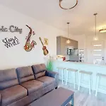 Chic 1Br Condo Near Broadway & Music Row