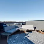 Holiday home West End Escape - New Build With Rooftop Views *