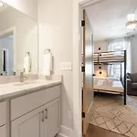 Two Side By Side Homes - Min To Vandy 3min To Bars *