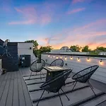 Cozy Gulch Home Stunning Skyline Views