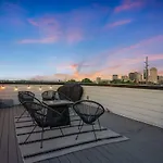 Charming Gulch Retreat - Skyline Perfection Holiday home
