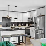 Julep House - Private Hideaway 5 Min From Downtown Holiday home