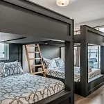 3 Side By Side Nash Homes - Close To Honky Tonks