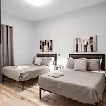 Holiday home 3 Side By Side Nash Homes - Close To Honky Tonks Nashville