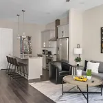 Brand New Side By Side Homes - Sleeps 24 Guests