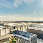 Stunning Rooftop Views Of With Hot Tub Holiday home Nashville
