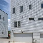 Holiday home Spacious House With Serene Skyline Views *