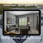 Holiday home Spacious House With Serene Skyline Views Nashville