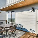 Side By Side Era - Hot Tubs - Rooftop Views Nashville