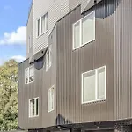 Two Large Homes Minutes To Downtown Holiday home *