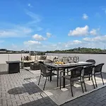 Two Large Homes Minutes To Downtown Nashville