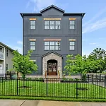 Sprawling Nashville Estate - Sleeps 16