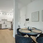 Sprawling Estate - Sleeps 16 Nashville