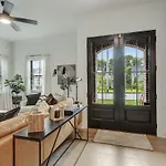 Sprawling Estate - Sleeps 16